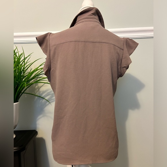 Philosophy flutter sleeve button down - Picture 5 of 6